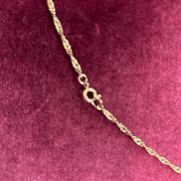Christmas Tree Pendant Gold Chain Necklace - Picture 5 of 7